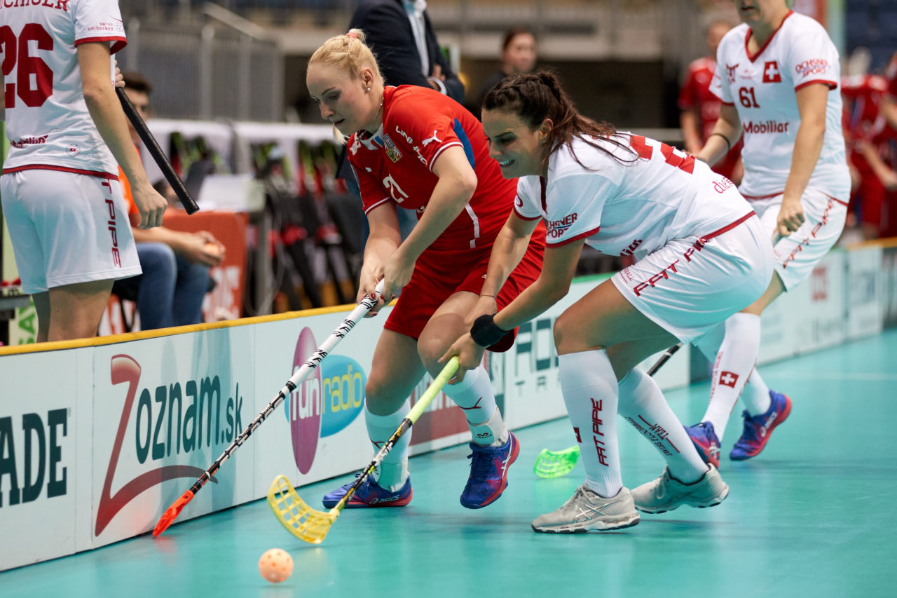 Women's World Floorball Championships 2017 
Stadion Ondreja Nepelu and Hant Arena Bratislava, Slovakia 
1rd - 9th December 2017 
Event website: www.iffwfc.org 
Photos: Michael Peter