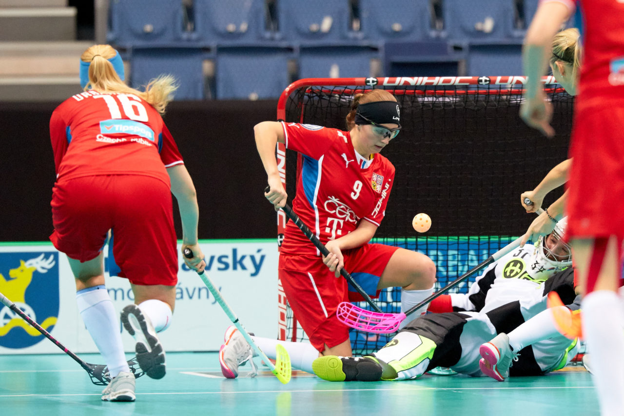 Women's World Floorball Championships 2017 
Stadion Ondreja Nepelu and Hant Arena Bratislava, Slovakia 
1rd - 9th December 2017 
Event website: www.iffwfc.org 
Photos: Michael Peter
