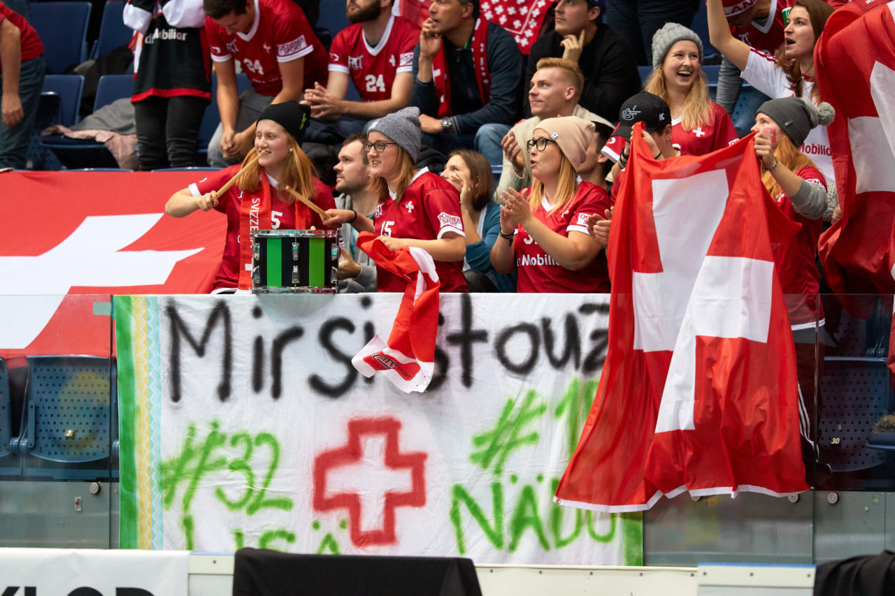 Women's World Floorball Championships 2017 
Stadion Ondreja Nepelu and Hant Arena Bratislava, Slovakia 
1rd - 9th December 2017 
Event website: www.iffwfc.org 
Photos: Michael Peter