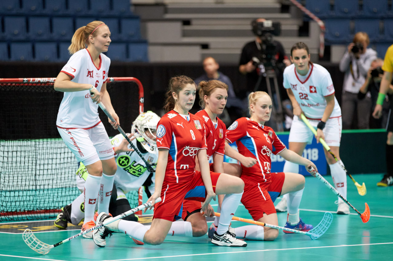 Women's World Floorball Championships 2017 
Stadion Ondreja Nepelu and Hant Arena Bratislava, Slovakia 
1rd - 9th December 2017 
Event website: www.iffwfc.org 
Photos: Michael Peter