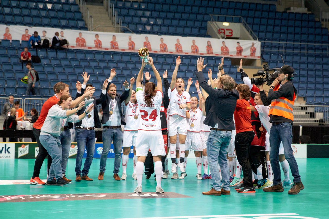 Women's World Floorball Championships 2017 
Stadion Ondreja Nepelu and Hant Arena Bratislava, Slovakia 
1rd - 9th December 2017 
Event website: www.iffwfc.org 
Photos: Michael Peter