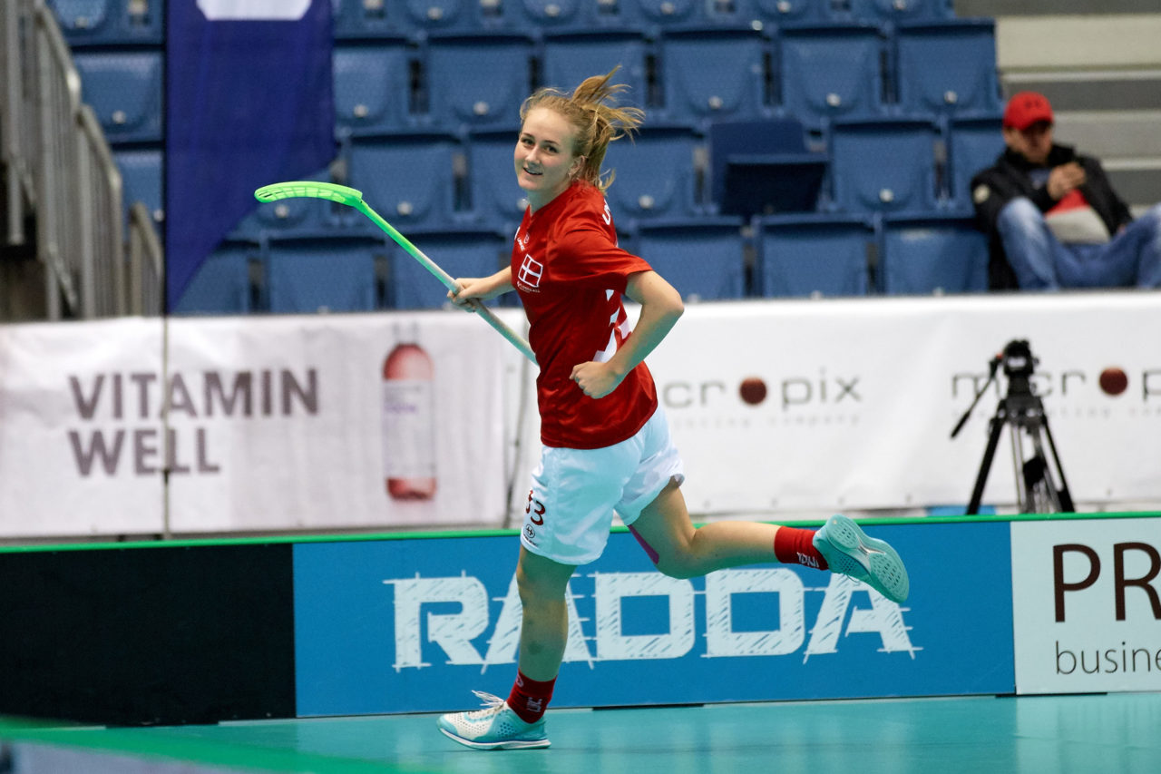 Women's World Floorball Championships 2017 
Stadion Ondreja Nepelu and Hant Arena Bratislava, Slovakia 
1rd - 9th December 2017 
Event website: www.iffwfc.org 
Photos: Michael Peter