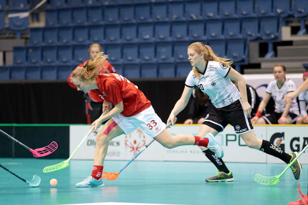 Women's World Floorball Championships 2017 
Stadion Ondreja Nepelu and Hant Arena Bratislava, Slovakia 
1rd - 9th December 2017 
Event website: www.iffwfc.org 
Photos: Michael Peter