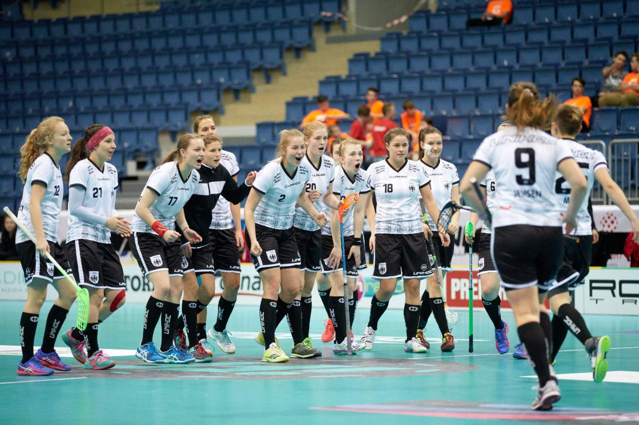 Women's World Floorball Championships 2017 
Stadion Ondreja Nepelu and Hant Arena Bratislava, Slovakia 
1rd - 9th December 2017 
Event website: www.iffwfc.org 
Photos: Michael Peter