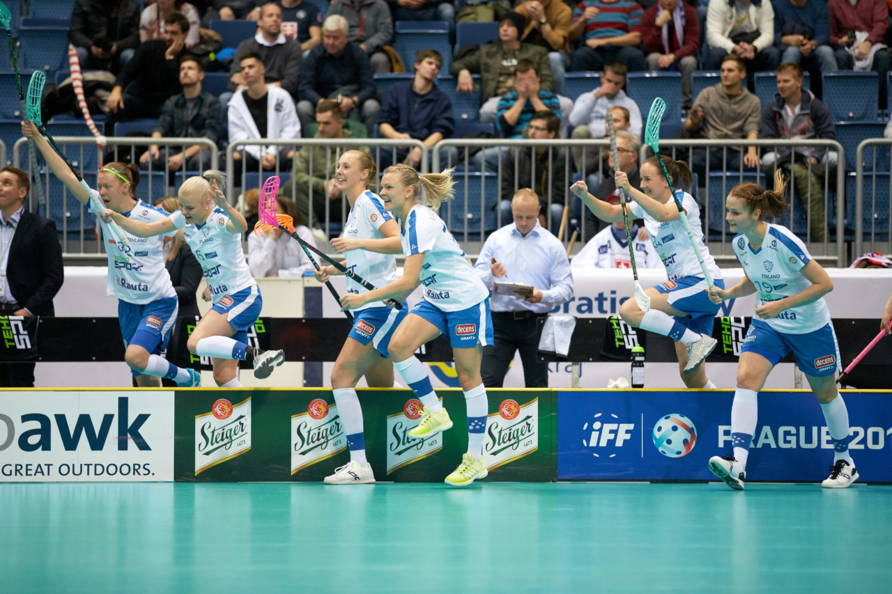 Women's World Floorball Championships 2017 
Stadion Ondreja Nepelu and Hant Arena Bratislava, Slovakia 
1rd - 9th December 2017 
Event website: www.iffwfc.org 
Photos: Michael Peter