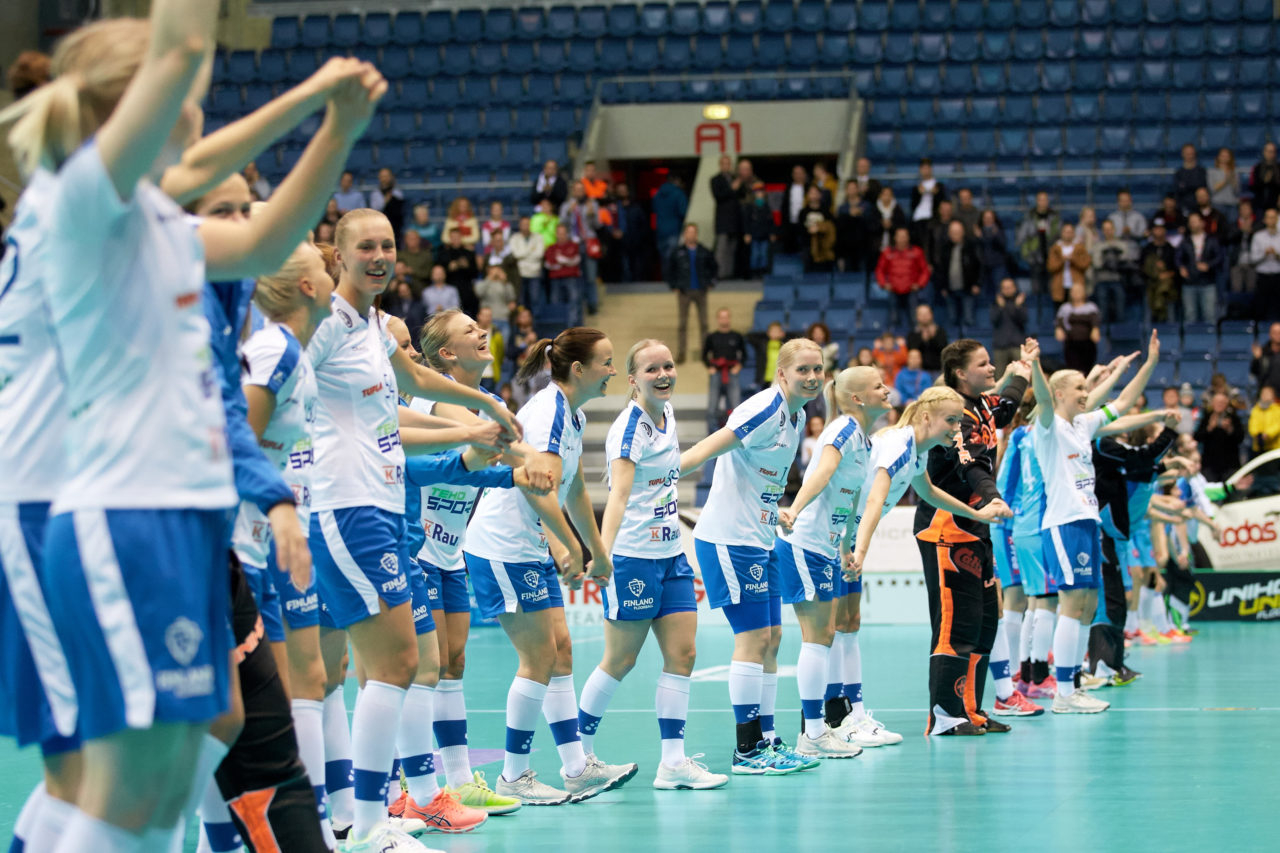 Women's World Floorball Championships 2017 
Stadion Ondreja Nepelu and Hant Arena Bratislava, Slovakia 
1rd - 9th December 2017 
Event website: www.iffwfc.org 
Photos: Michael Peter