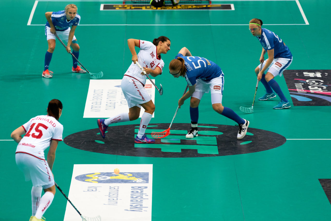 Women's World Floorball Championships 2017 
Stadion Ondreja Nepelu and Hant Arena Bratislava, Slovakia 
1rd - 9th December 2017 
Event website: www.iffwfc.org 
Photos: Michael Peter