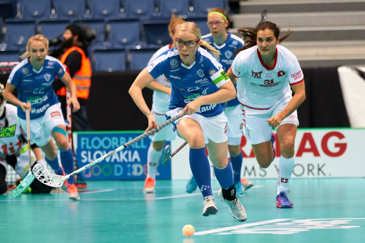 Women's World Floorball Championships 2017 
Stadion Ondreja Nepelu and Hant Arena Bratislava, Slovakia 
1rd - 9th December 2017 
Event website: www.iffwfc.org 
Photos: Michael Peter