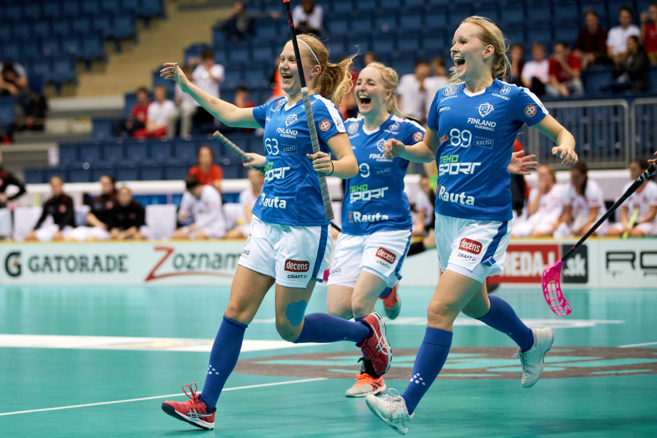 Women's World Floorball Championships 2017 
Stadion Ondreja Nepelu and Hant Arena Bratislava, Slovakia 
1rd - 9th December 2017 
Event website: www.iffwfc.org 
Photos: Michael Peter