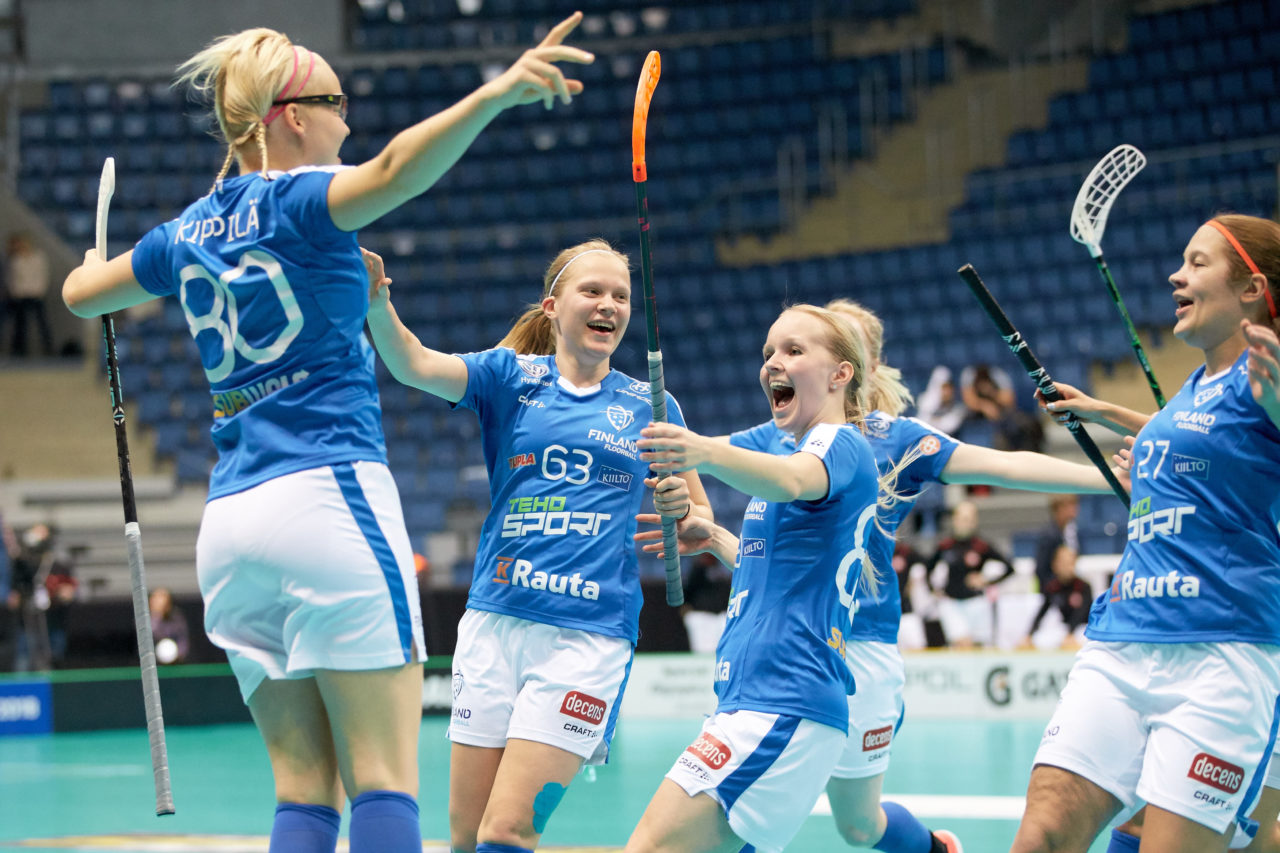 Women's World Floorball Championships 2017 
Stadion Ondreja Nepelu and Hant Arena Bratislava, Slovakia 
1rd - 9th December 2017 
Event website: www.iffwfc.org 
Photos: Michael Peter