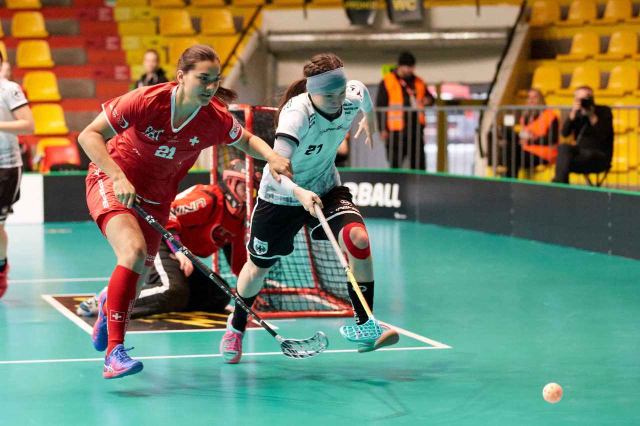 Women's World Floorball Championships 2017 
Stadion Ondreja Nepelu and Hant Arena Bratislava, Slovakia 
1rd - 9th December 2017 
Event website: www.iffwfc.org 
Photos: Michael Peter