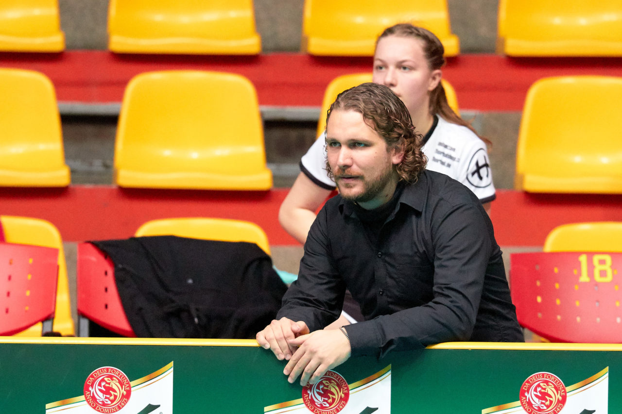 Women's World Floorball Championships 2017 
Stadion Ondreja Nepelu and Hant Arena Bratislava, Slovakia 
1rd - 9th December 2017 
Event website: www.iffwfc.org 
Photos: Michael Peter