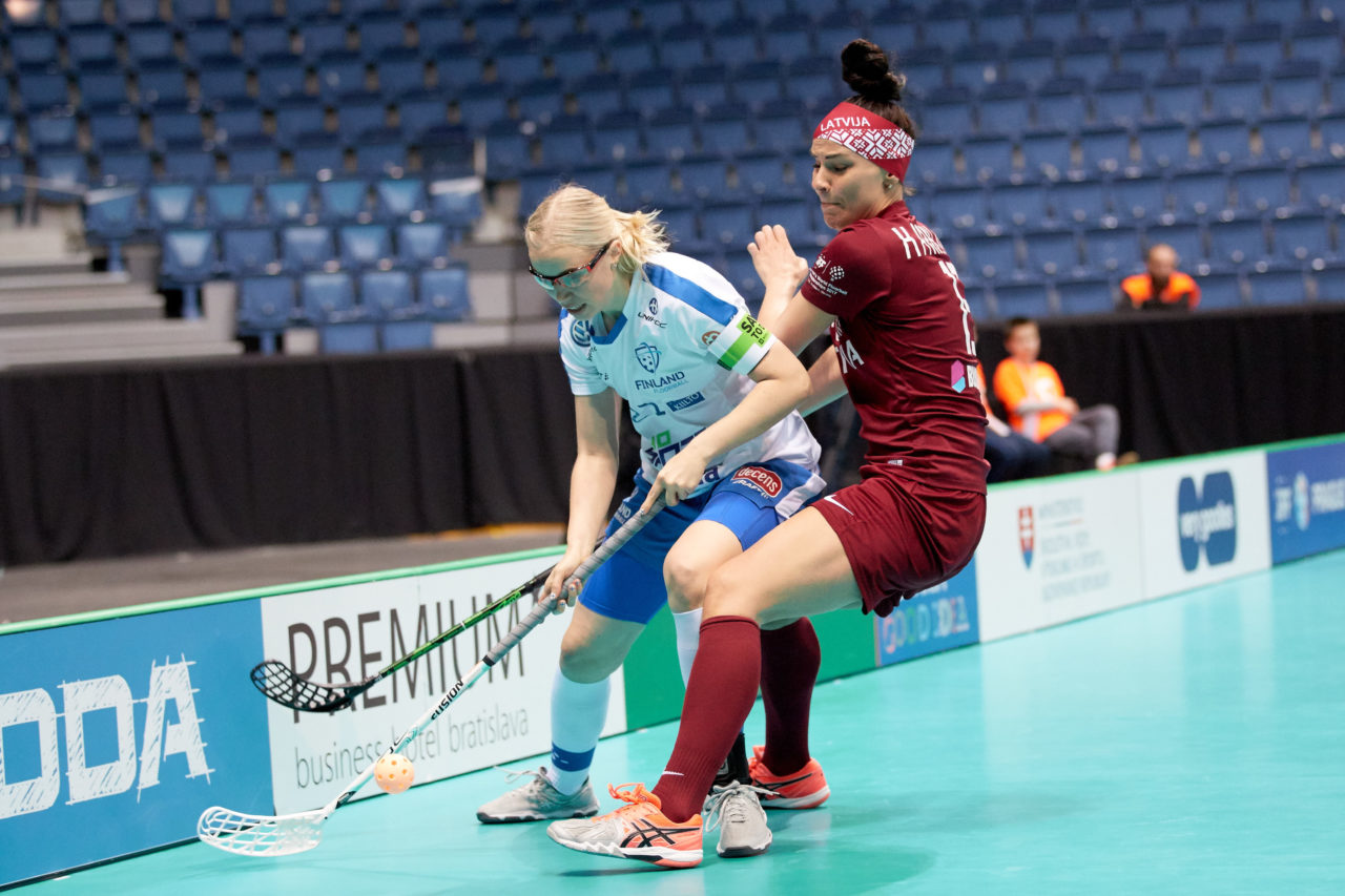 Women's World Floorball Championships 2017 
Stadion Ondreja Nepelu and Hant Arena Bratislava, Slovakia 
1rd - 9th December 2017 
Event website: www.iffwfc.org 
Photos: Michael Peter