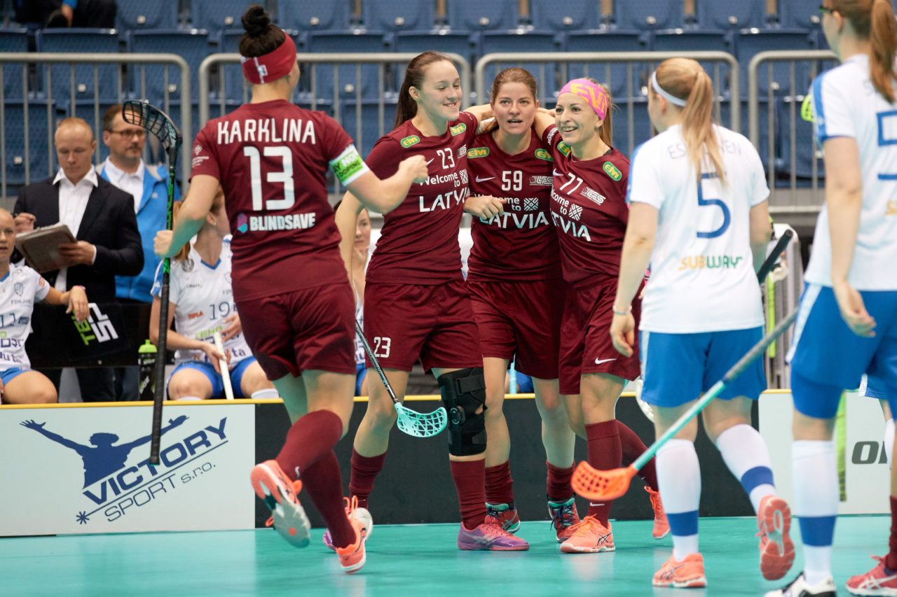 Women's World Floorball Championships 2017 
Stadion Ondreja Nepelu and Hant Arena Bratislava, Slovakia 
1rd - 9th December 2017 
Event website: www.iffwfc.org 
Photos: Michael Peter