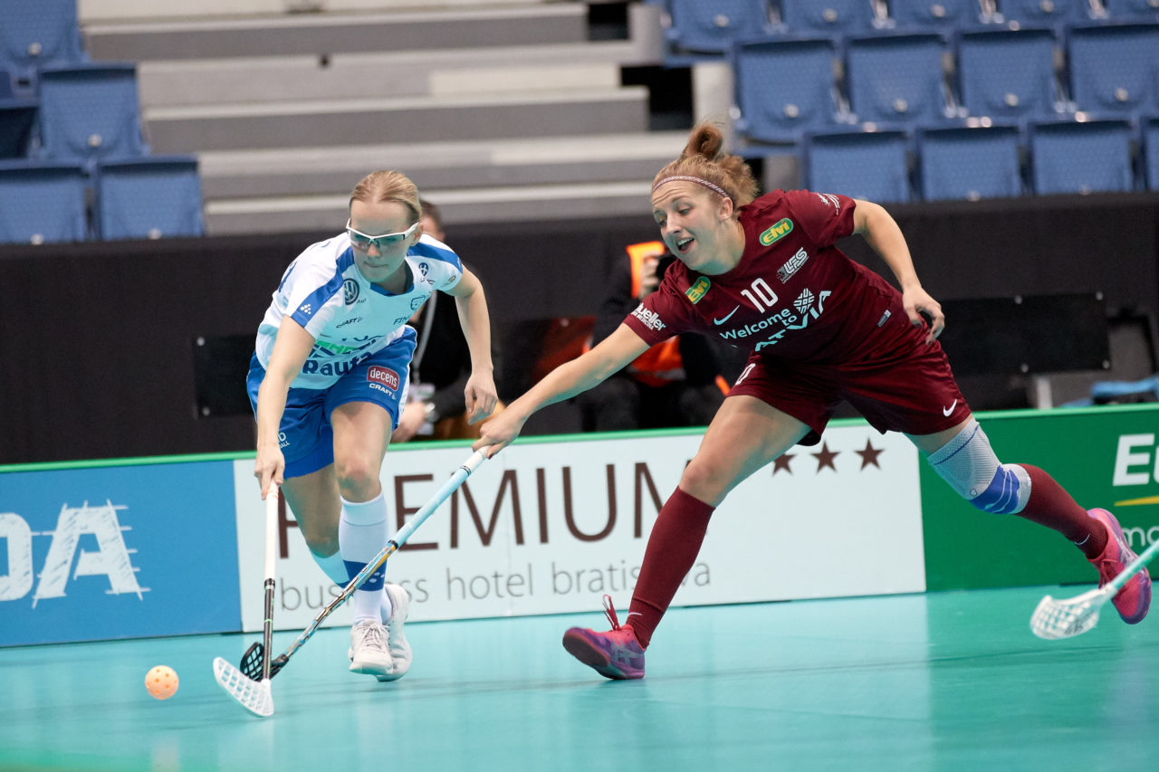 Women's World Floorball Championships 2017 
Stadion Ondreja Nepelu and Hant Arena Bratislava, Slovakia 
1rd - 9th December 2017 
Event website: www.iffwfc.org 
Photos: Michael Peter