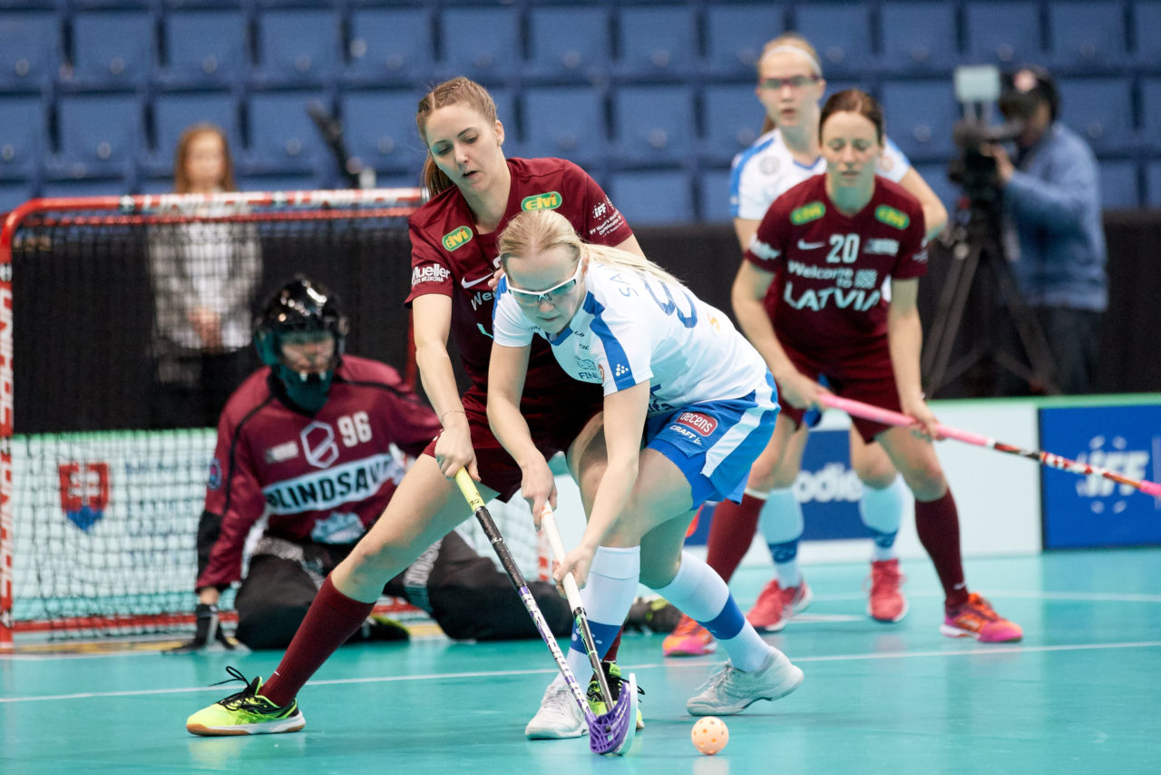 Women's World Floorball Championships 2017 
Stadion Ondreja Nepelu and Hant Arena Bratislava, Slovakia 
1rd - 9th December 2017 
Event website: www.iffwfc.org 
Photos: Michael Peter