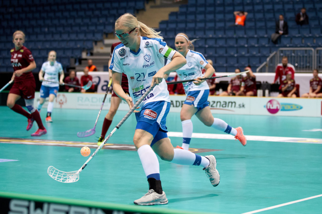 Women's World Floorball Championships 2017 
Stadion Ondreja Nepelu and Hant Arena Bratislava, Slovakia 
1rd - 9th December 2017 
Event website: www.iffwfc.org 
Photos: Michael Peter