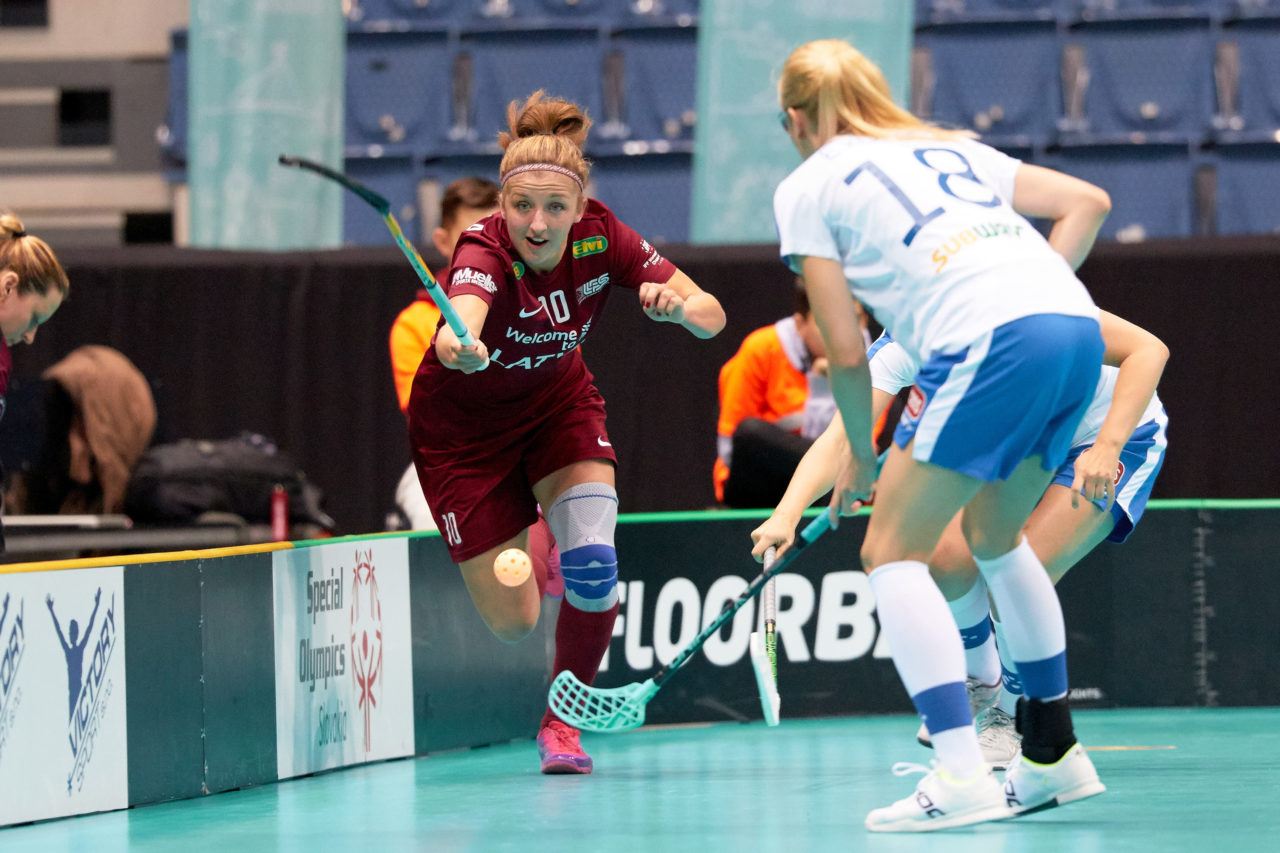 Women's World Floorball Championships 2017 
Stadion Ondreja Nepelu and Hant Arena Bratislava, Slovakia 
1rd - 9th December 2017 
Event website: www.iffwfc.org 
Photos: Michael Peter