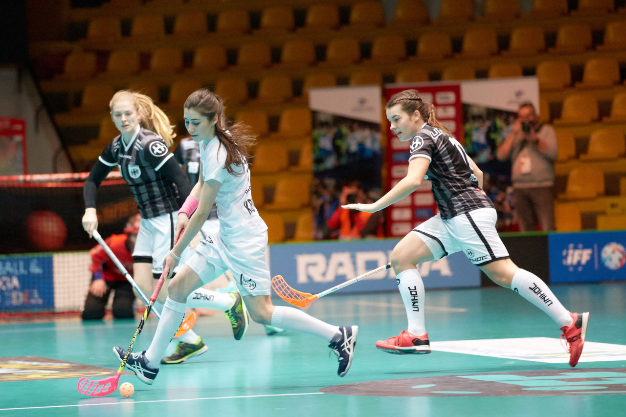 Women's World Floorball Championships 2017 
Stadion Ondreja Nepelu and Hant Arena Bratislava, Slovakia 
1rd - 9th December 2017 
Event website: www.iffwfc.org 
Photos: Michael Peter