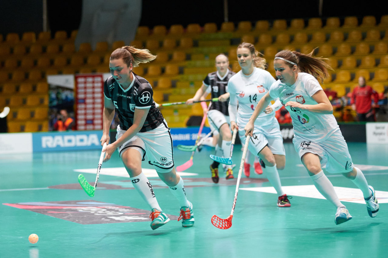 Women's World Floorball Championships 2017 
Stadion Ondreja Nepelu and Hant Arena Bratislava, Slovakia 
1rd - 9th December 2017 
Event website: www.iffwfc.org 
Photos: Michael Peter