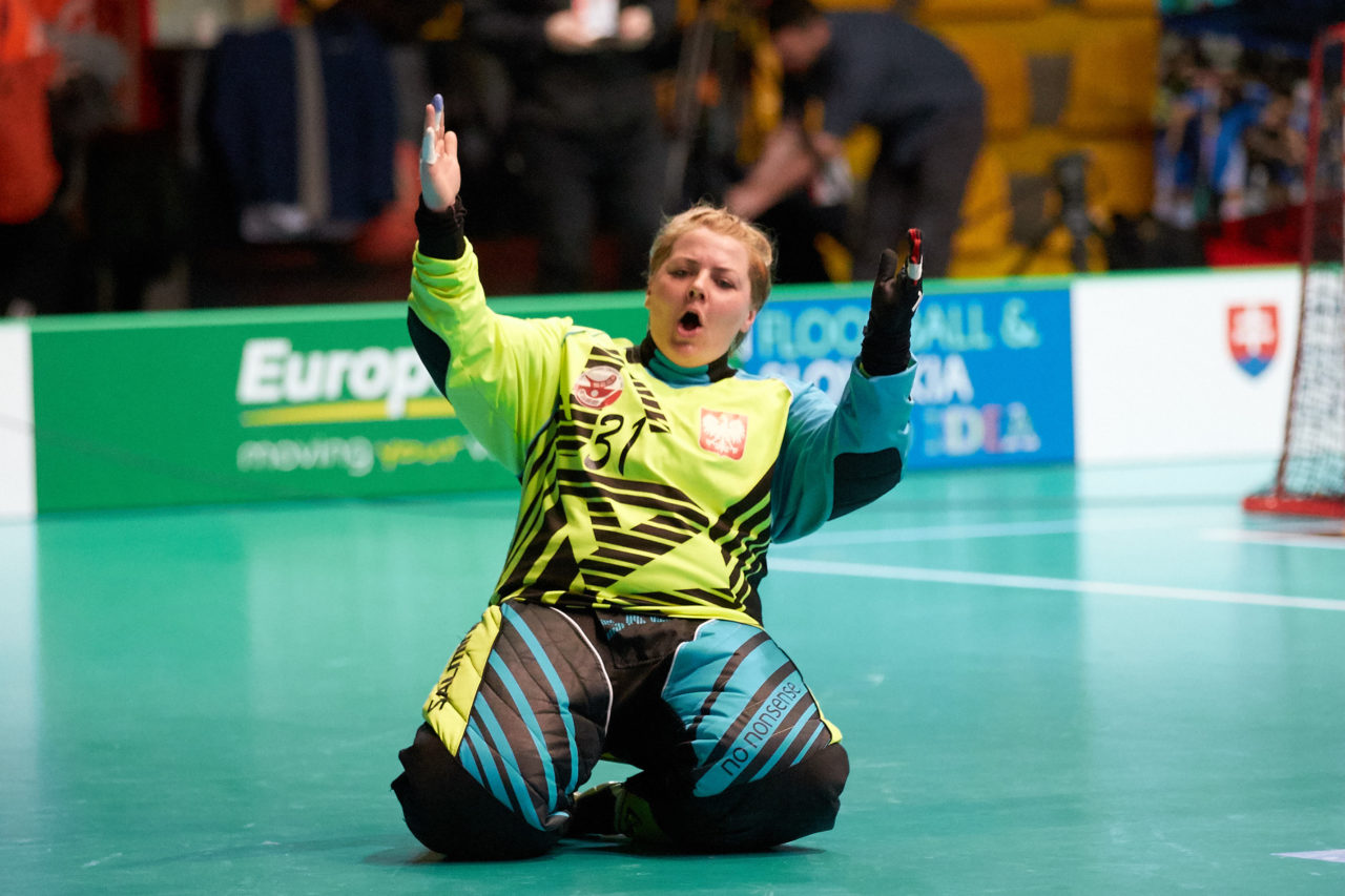 Women's World Floorball Championships 2017 
Stadion Ondreja Nepelu and Hant Arena Bratislava, Slovakia 
1rd - 9th December 2017 
Event website: www.iffwfc.org 
Photos: Michael Peter