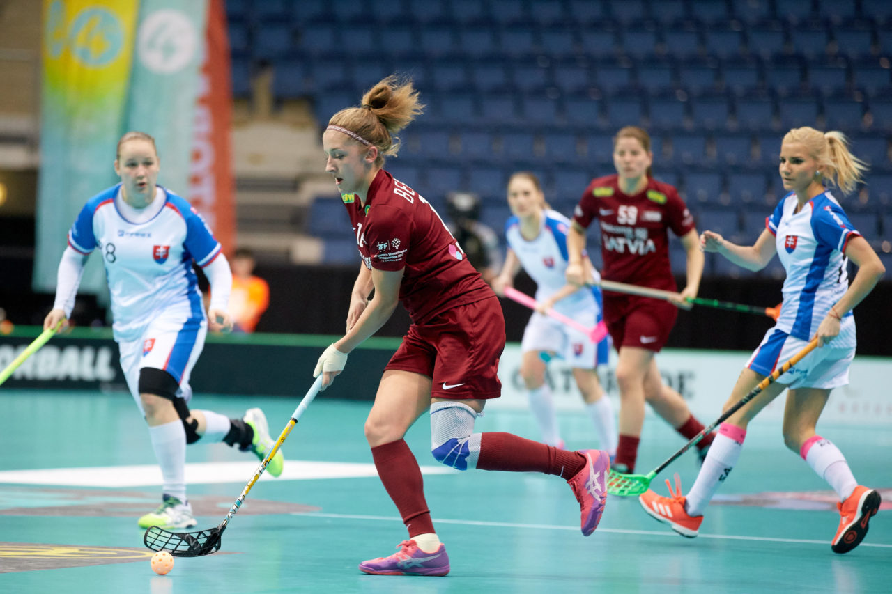Women's World Floorball Championships 2017 
Stadion Ondreja Nepelu and Hant Arena Bratislava, Slovakia 
1rd - 9th December 2017 
Event website: www.iffwfc.org 
Photos: Michael Peter