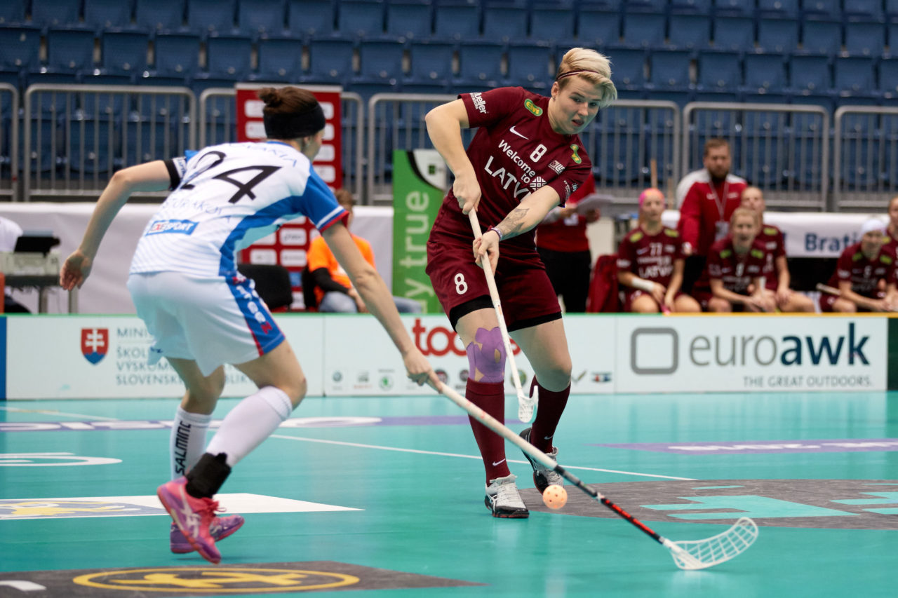 Women's World Floorball Championships 2017 
Stadion Ondreja Nepelu and Hant Arena Bratislava, Slovakia 
1rd - 9th December 2017 
Event website: www.iffwfc.org 
Photos: Michael Peter