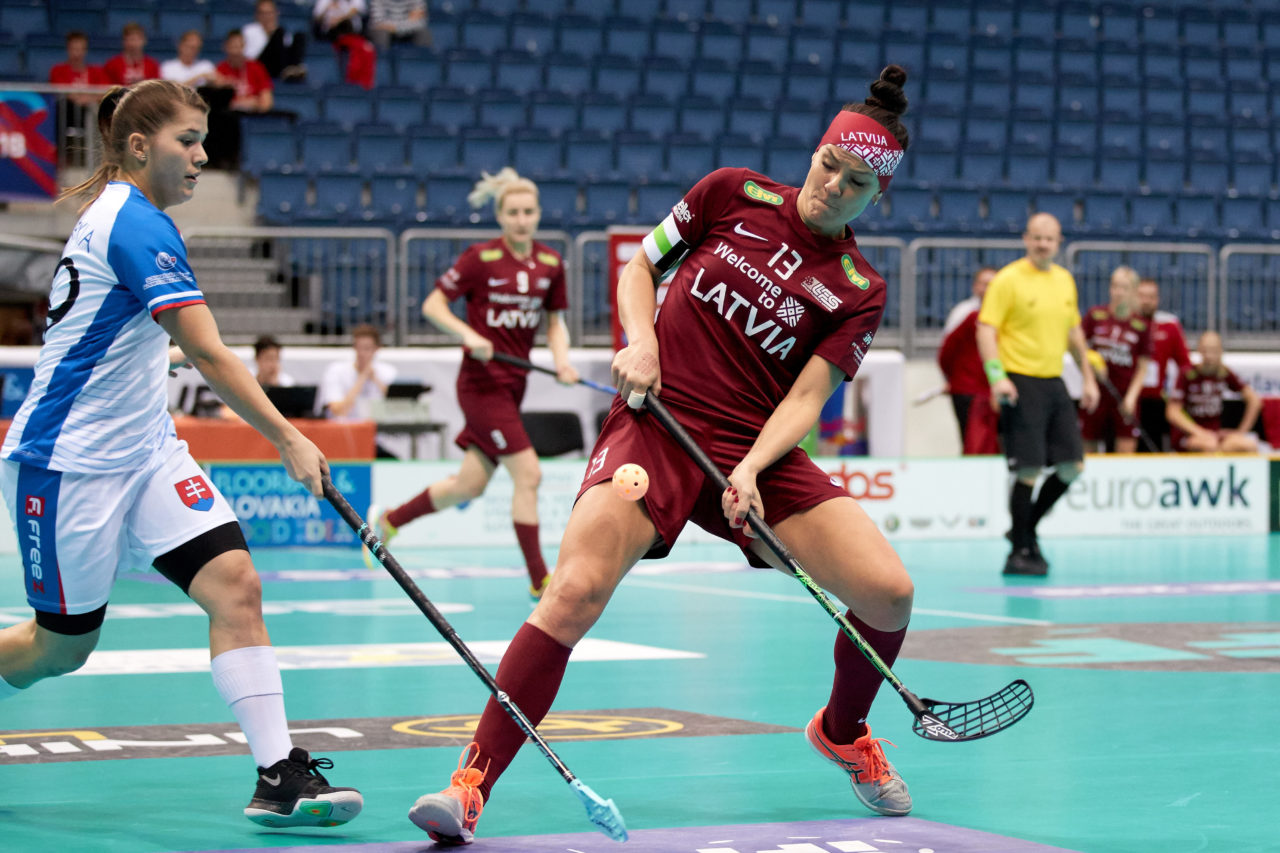 Women's World Floorball Championships 2017 
Stadion Ondreja Nepelu and Hant Arena Bratislava, Slovakia 
1rd - 9th December 2017 
Event website: www.iffwfc.org 
Photos: Michael Peter