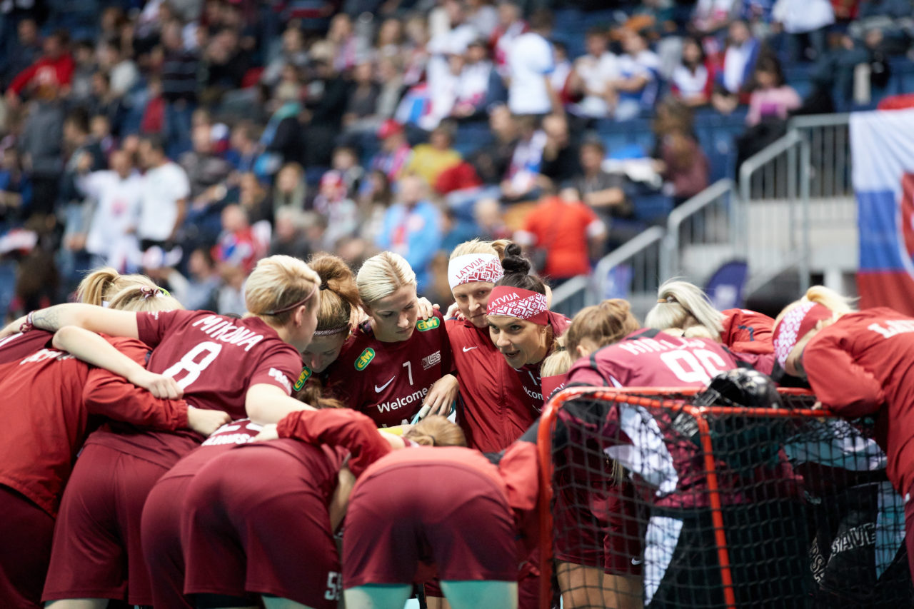 Women's World Floorball Championships 2017 
Stadion Ondreja Nepelu and Hant Arena Bratislava, Slovakia 
1rd - 9th December 2017 
Event website: www.iffwfc.org 
Photos: Michael Peter