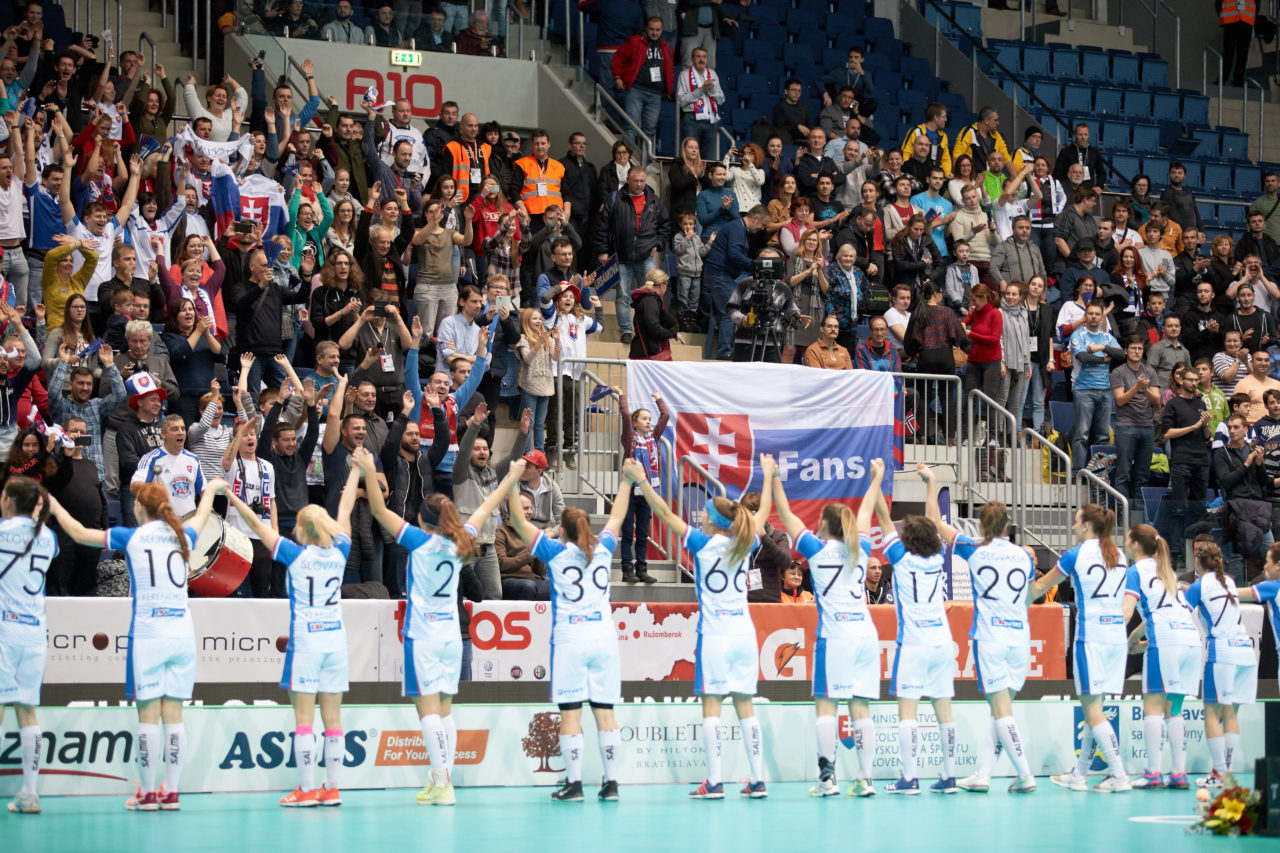Women's World Floorball Championships 2017 
Stadion Ondreja Nepelu and Hant Arena Bratislava, Slovakia 
1rd - 9th December 2017 
Event website: www.iffwfc.org 
Photos: Michael Peter
