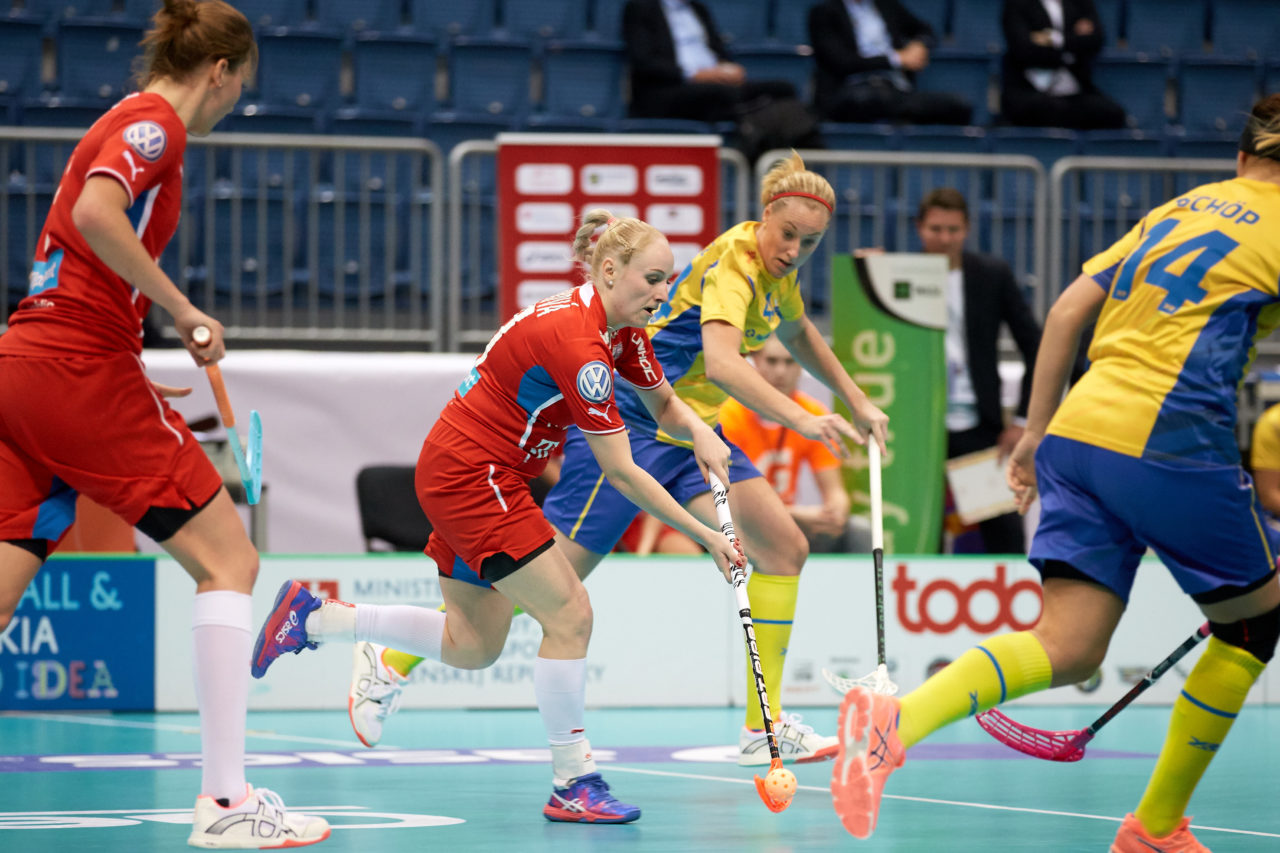 Women's World Floorball Championships 2017 
Stadion Ondreja Nepelu and Hant Arena Bratislava, Slovakia 
1rd - 9th December 2017 
Event website: www.iffwfc.org 
Photos: Michael Peter