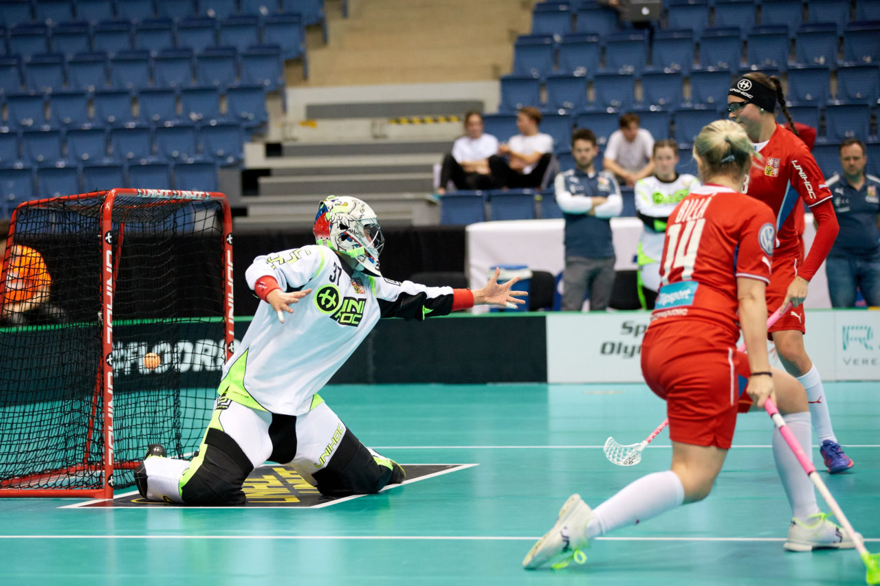 Women's World Floorball Championships 2017 
Stadion Ondreja Nepelu and Hant Arena Bratislava, Slovakia 
1rd - 9th December 2017 
Event website: www.iffwfc.org 
Photos: Michael Peter