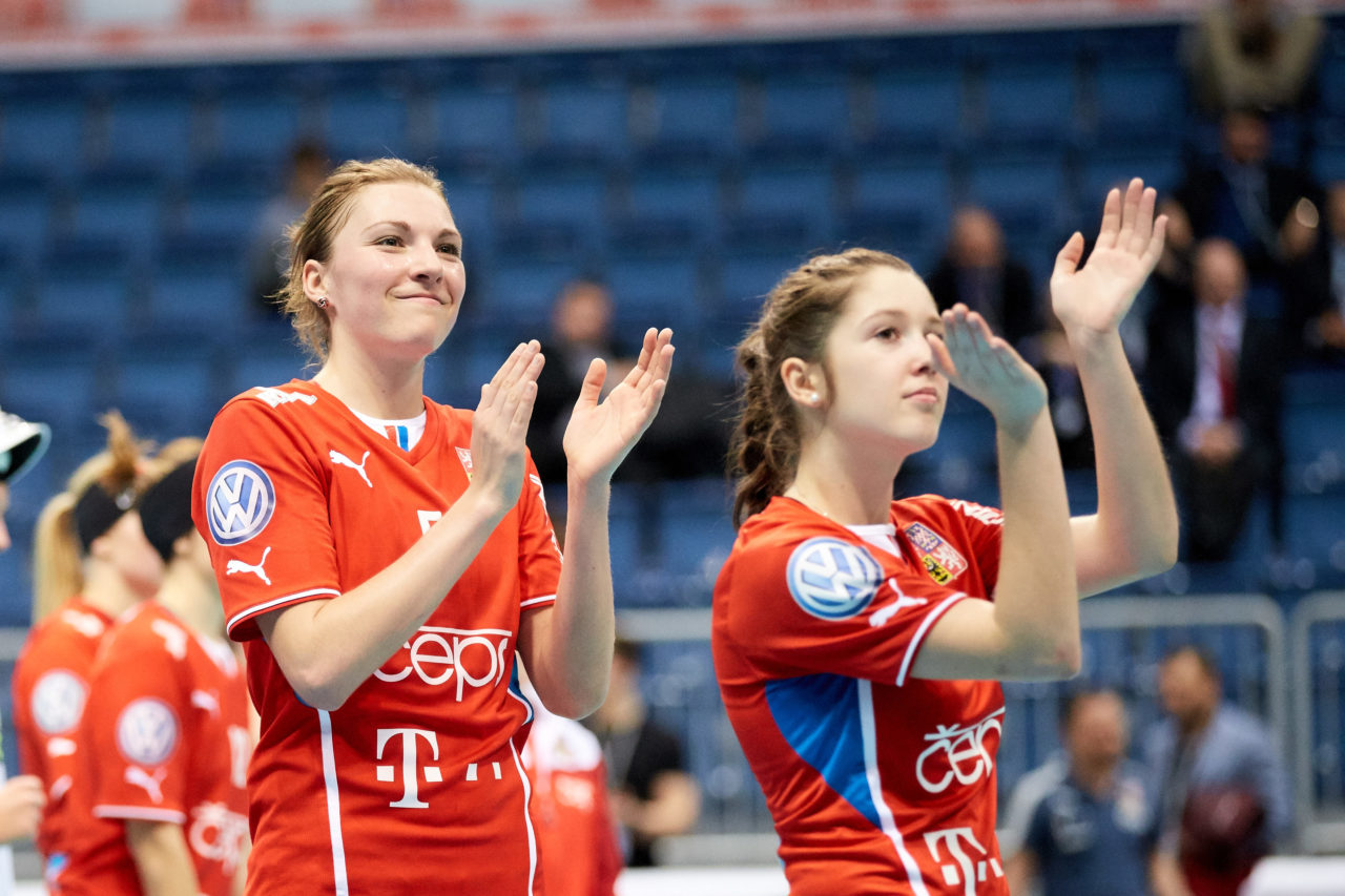 Women's World Floorball Championships 2017 
Stadion Ondreja Nepelu and Hant Arena Bratislava, Slovakia 
1rd - 9th December 2017 
Event website: www.iffwfc.org 
Photos: Michael Peter