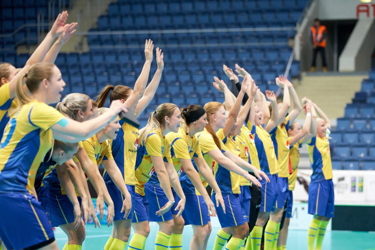 Women's World Floorball Championships 2017 
Stadion Ondreja Nepelu and Hant Arena Bratislava, Slovakia 
1rd - 9th December 2017 
Event website: www.iffwfc.org 
Photos: Michael Peter