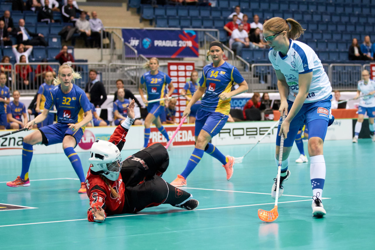 Women's World Floorball Championships 2017 
Stadion Ondreja Nepelu and Hant Arena Bratislava, Slovakia 
1rd - 9th December 2017 
Event website: www.iffwfc.org 
Photos: Michael Peter