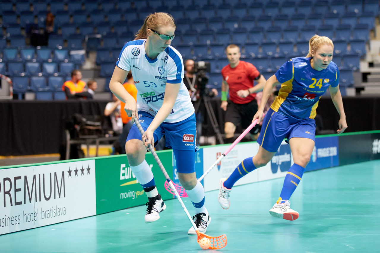 Women's World Floorball Championships 2017 
Stadion Ondreja Nepelu and Hant Arena Bratislava, Slovakia 
1rd - 9th December 2017 
Event website: www.iffwfc.org 
Photos: Michael Peter