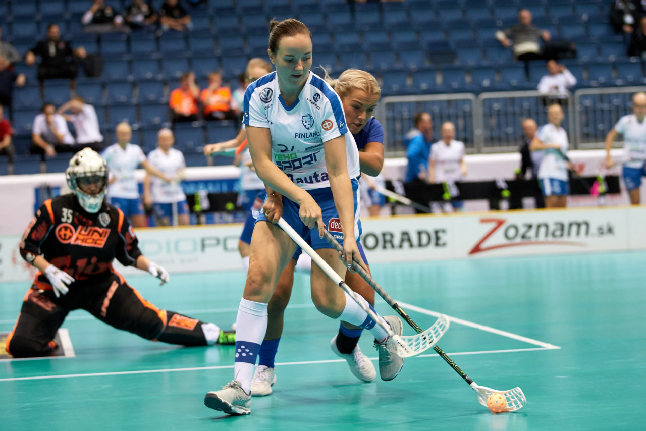 Women's World Floorball Championships 2017 
Stadion Ondreja Nepelu and Hant Arena Bratislava, Slovakia 
1rd - 9th December 2017 
Event website: www.iffwfc.org 
Photos: Michael Peter