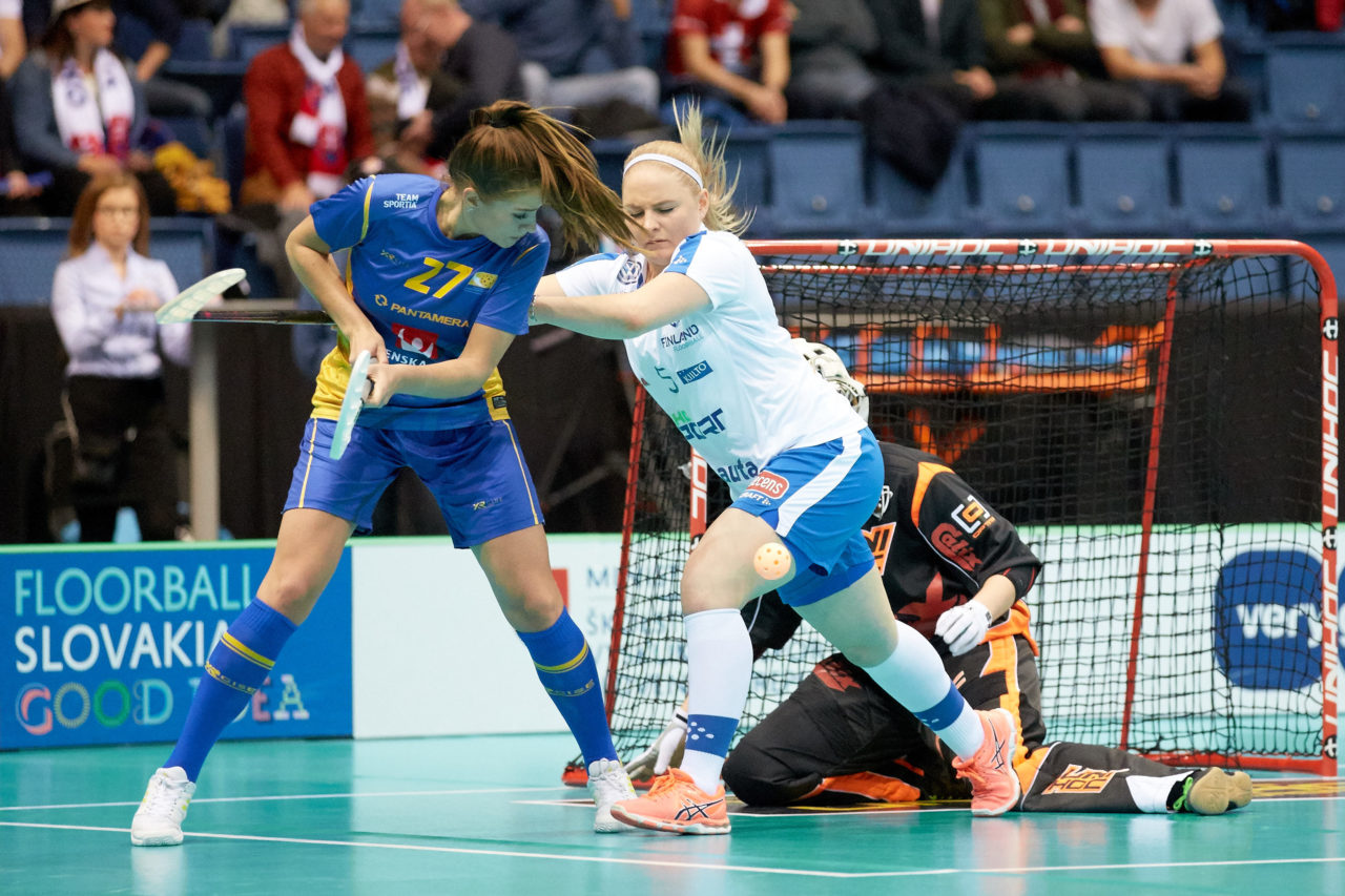 Women's World Floorball Championships 2017 
Stadion Ondreja Nepelu and Hant Arena Bratislava, Slovakia 
1rd - 9th December 2017 
Event website: www.iffwfc.org 
Photos: Michael Peter