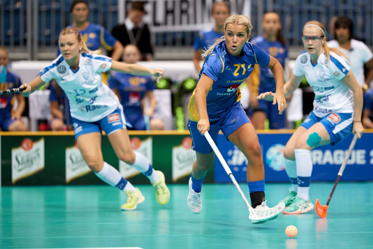 Women's World Floorball Championships 2017 
Stadion Ondreja Nepelu and Hant Arena Bratislava, Slovakia 
1rd - 9th December 2017 
Event website: www.iffwfc.org 
Photos: Michael Peter