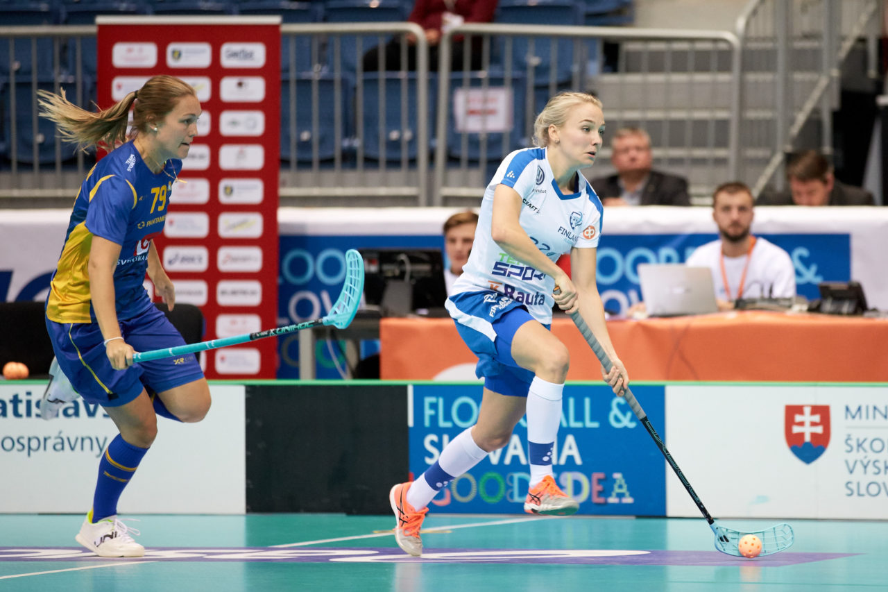 Women's World Floorball Championships 2017 
Stadion Ondreja Nepelu and Hant Arena Bratislava, Slovakia 
1rd - 9th December 2017 
Event website: www.iffwfc.org 
Photos: Michael Peter