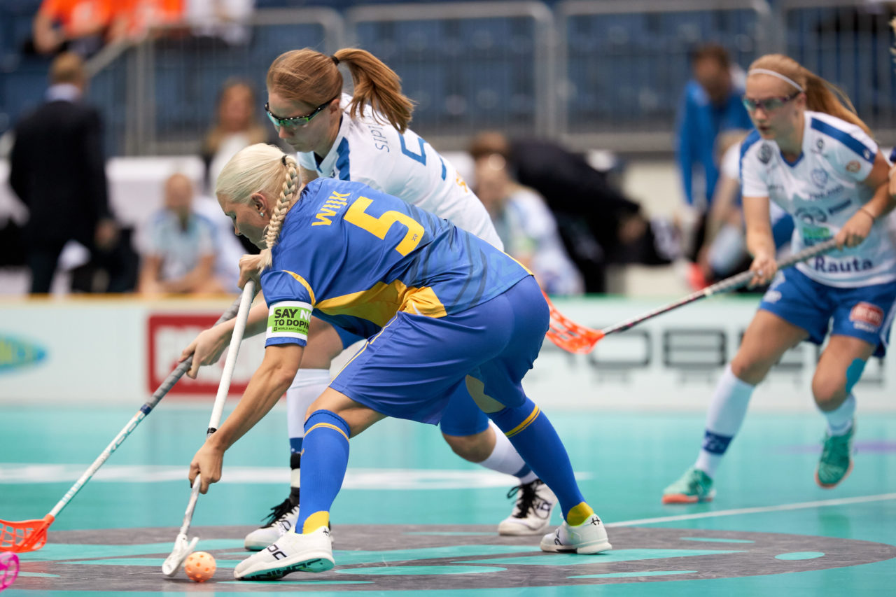 Women's World Floorball Championships 2017 
Stadion Ondreja Nepelu and Hant Arena Bratislava, Slovakia 
1rd - 9th December 2017 
Event website: www.iffwfc.org 
Photos: Michael Peter