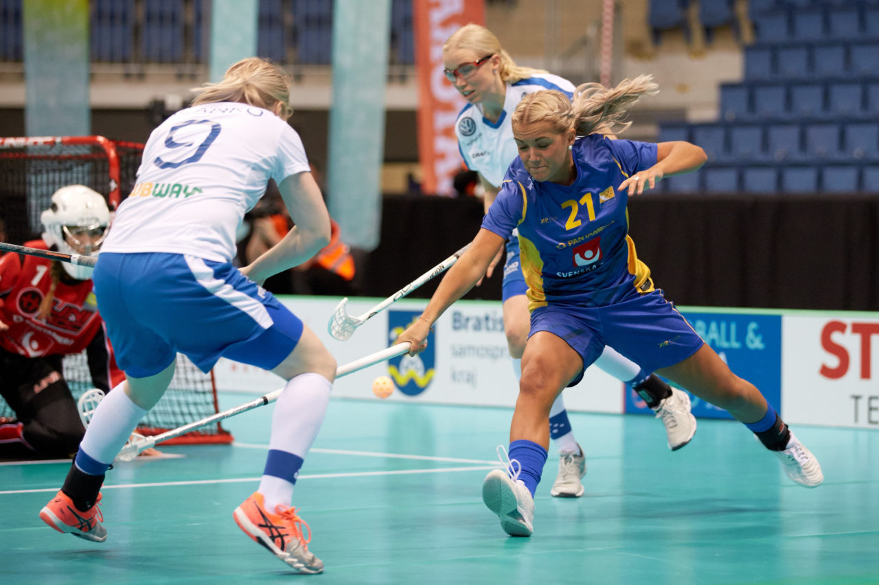 Women's World Floorball Championships 2017 
Stadion Ondreja Nepelu and Hant Arena Bratislava, Slovakia 
1rd - 9th December 2017 
Event website: www.iffwfc.org 
Photos: Michael Peter