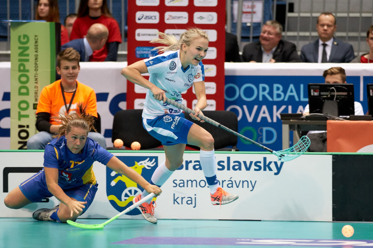 Women's World Floorball Championships 2017 
Stadion Ondreja Nepelu and Hant Arena Bratislava, Slovakia 
1rd - 9th December 2017 
Event website: www.iffwfc.org 
Photos: Michael Peter
