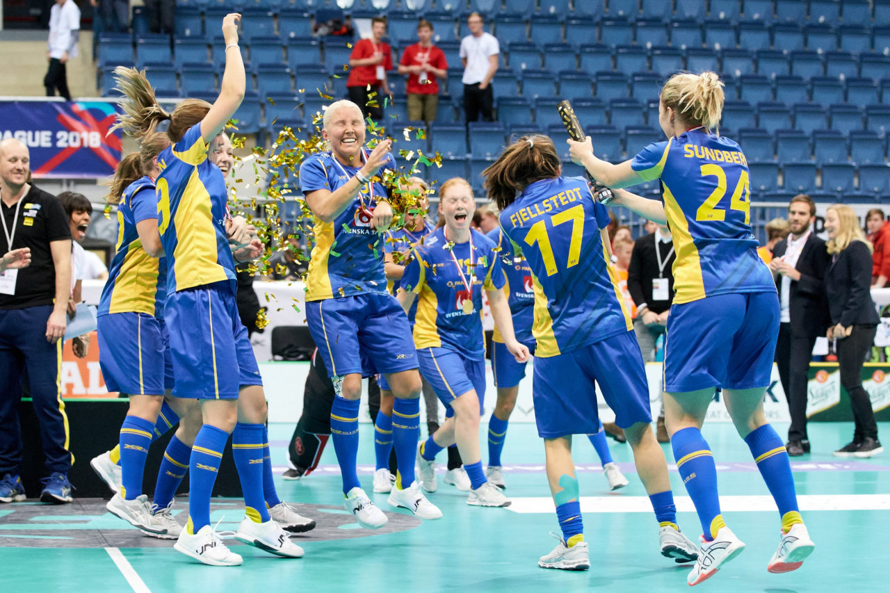Women's World Floorball Championships 2017 
Stadion Ondreja Nepelu and Hant Arena Bratislava, Slovakia 
1rd - 9th December 2017 
Event website: www.iffwfc.org 
Photos: Michael Peter