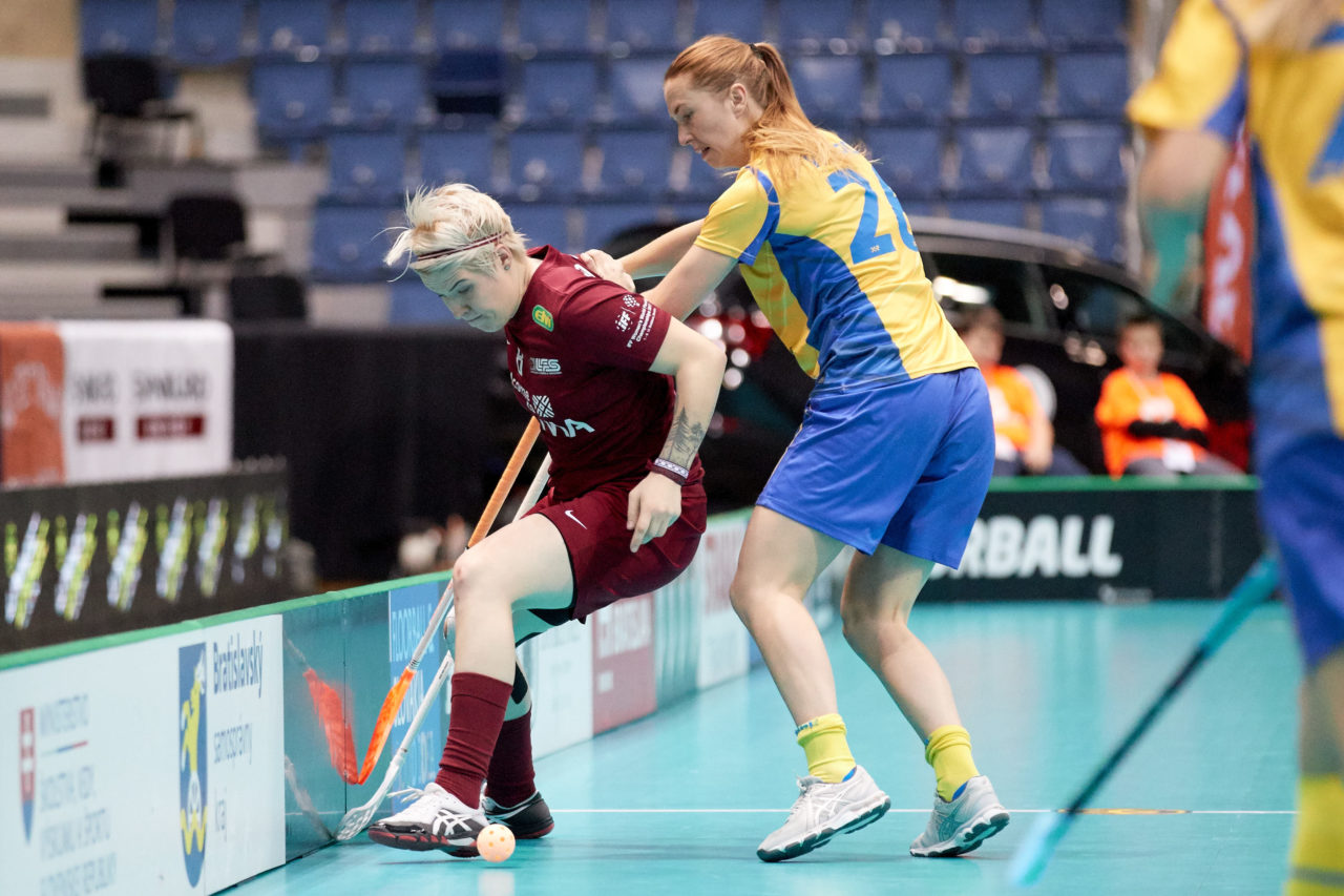 Women's World Floorball Championships 2017 
Stadion Ondreja Nepelu and Hant Arena Bratislava, Slovakia 
1rd - 9th December 2017 
Event website: www.iffwfc.org 
Photos: Michael Peter