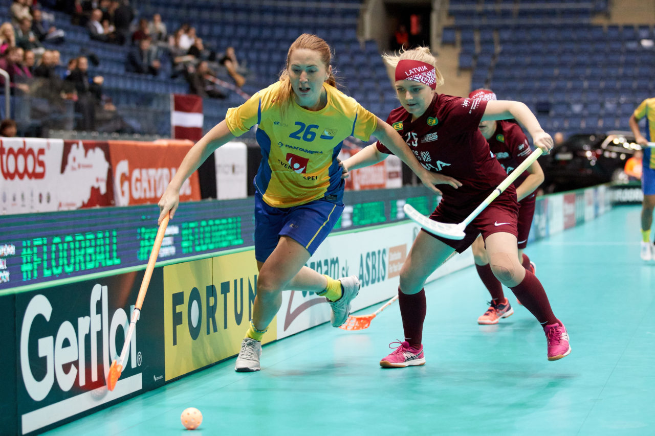 Women's World Floorball Championships 2017 
Stadion Ondreja Nepelu and Hant Arena Bratislava, Slovakia 
1rd - 9th December 2017 
Event website: www.iffwfc.org 
Photos: Michael Peter