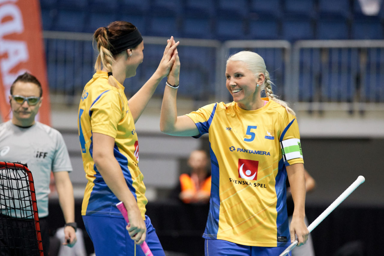 Women's World Floorball Championships 2017 
Stadion Ondreja Nepelu and Hant Arena Bratislava, Slovakia 
1rd - 9th December 2017 
Event website: www.iffwfc.org 
Photos: Michael Peter