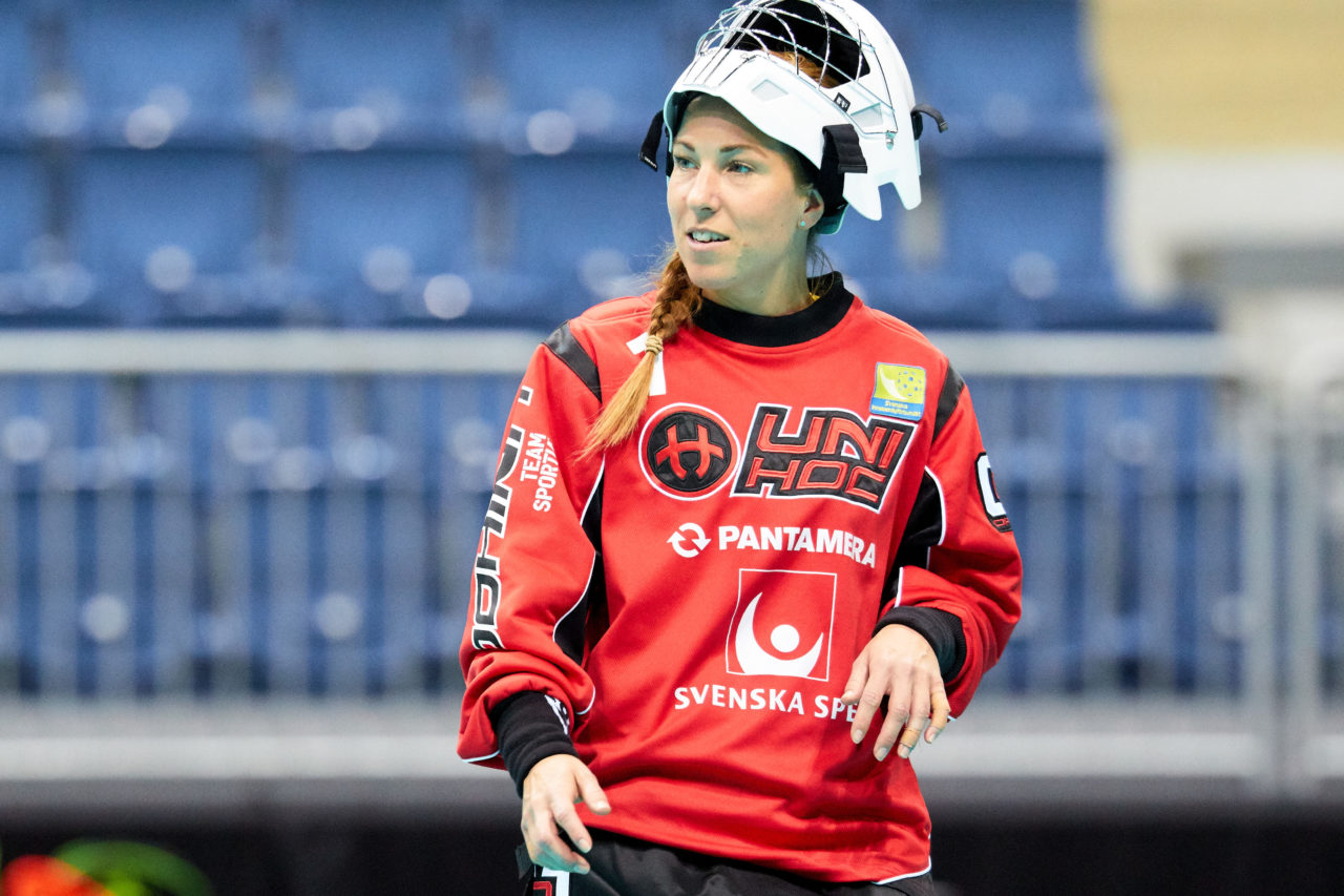 Women's World Floorball Championships 2017 
Stadion Ondreja Nepelu and Hant Arena Bratislava, Slovakia 
1rd - 9th December 2017 
Event website: www.iffwfc.org 
Photos: Michael Peter