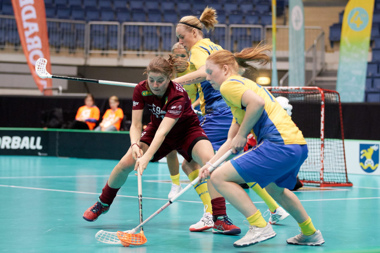 Women's World Floorball Championships 2017 
Stadion Ondreja Nepelu and Hant Arena Bratislava, Slovakia 
1rd - 9th December 2017 
Event website: www.iffwfc.org 
Photos: Michael Peter