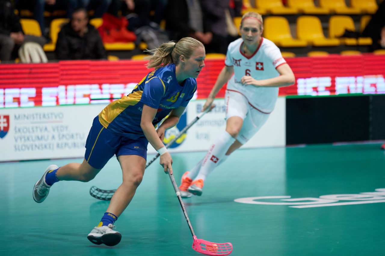 Women's World Floorball Championships 2017 
Stadion Ondreja Nepelu and Hant Arena Bratislava, Slovakia 
1rd - 9th December 2017 
Event website: www.iffwfc.org 
Photos: Michael Peter